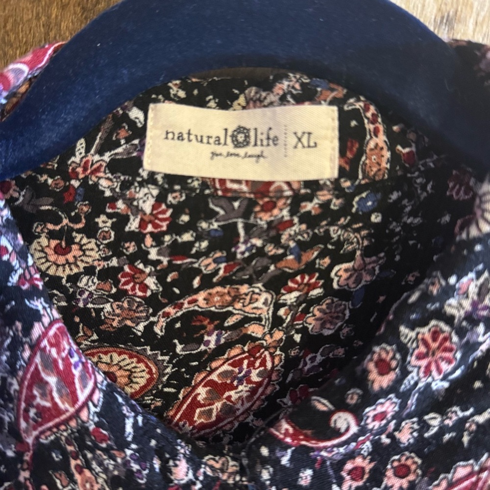 NATURAL LIFE Black and Red Floral Blouse